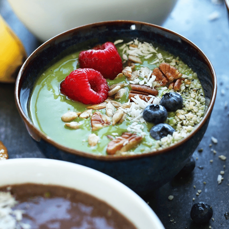 green smoothie bowl